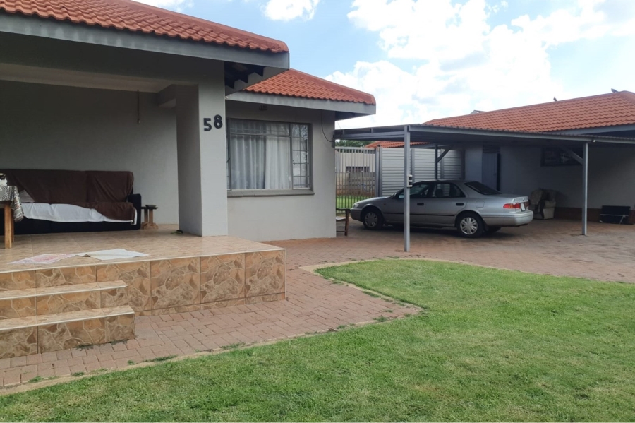 3 Bedroom Property for Sale in Vaalpark Free State